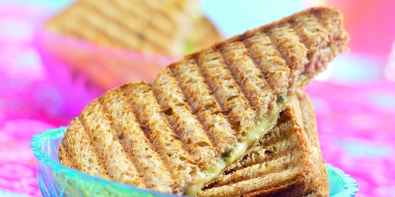 Tosti met tonijn en kaas