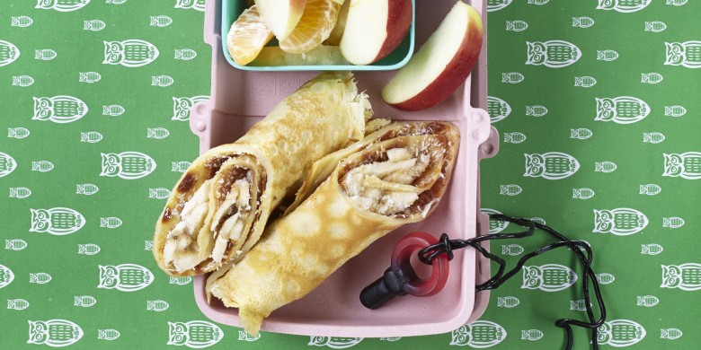 Tropisch pannenkoekrolletje (met fruitsalade en een dropketting)