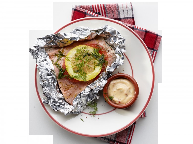 Zalmforelpakketje met tomaat en dille 
