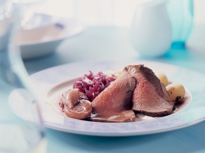 Gebraden rosbief met mosterdsaus