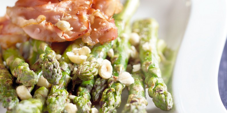 Gegrilde groene asperges