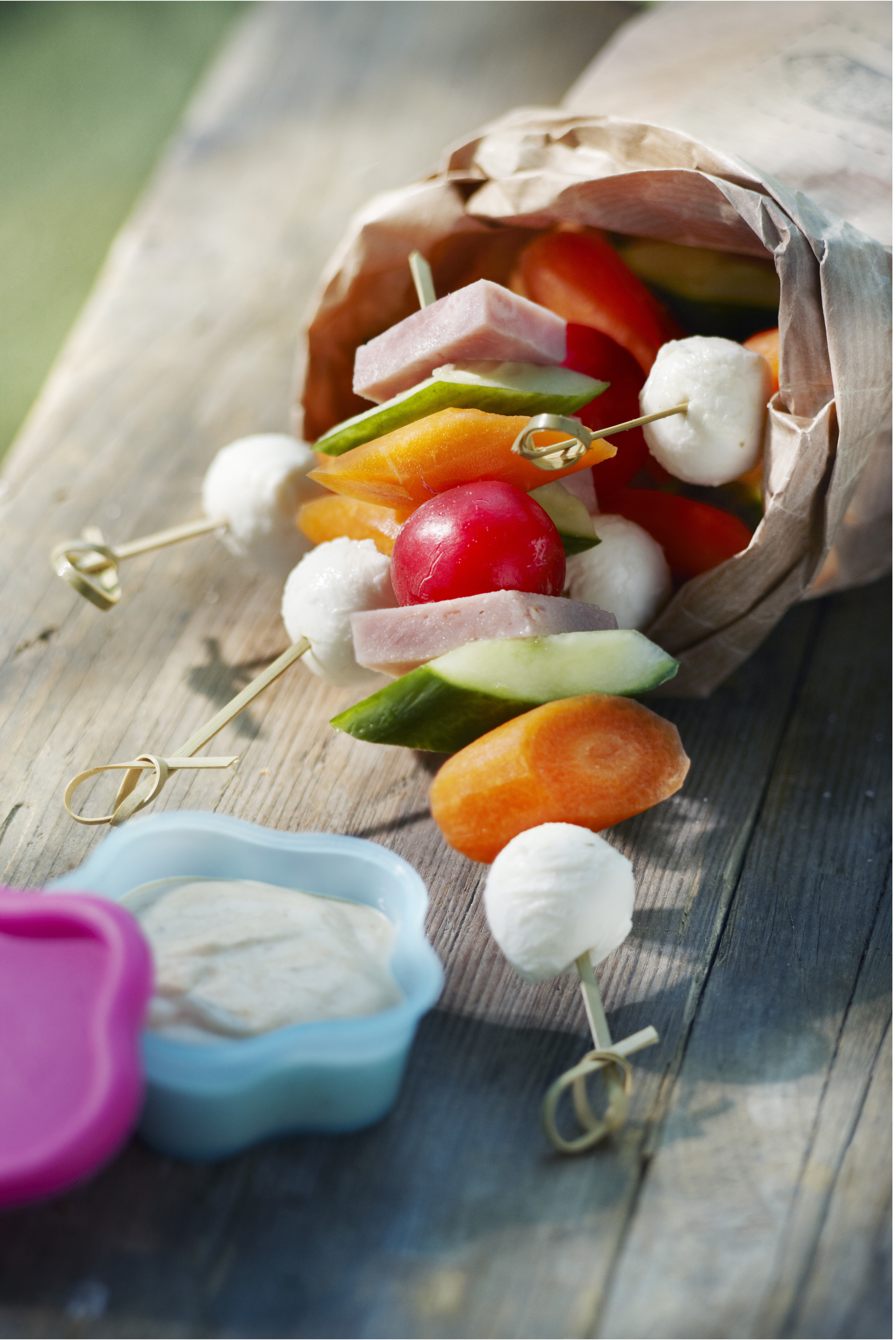 Groentespiesjes met dipsaus