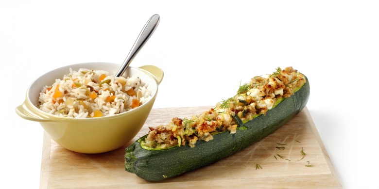 Gevulde courgettes met noten en feta