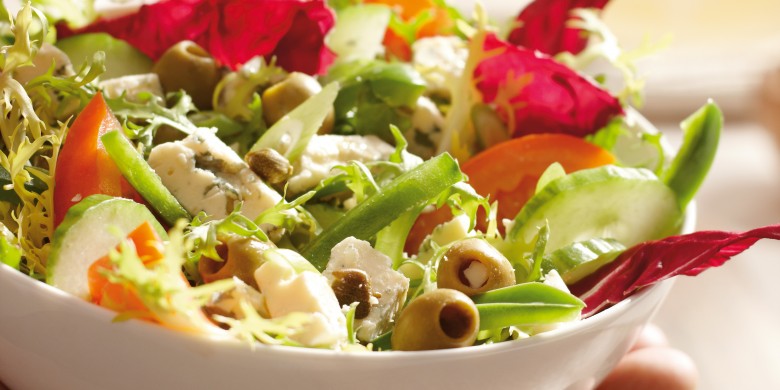 Griekse salade met blauwe kaas