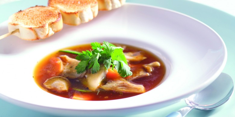 Heldere soep met oesterzwammen