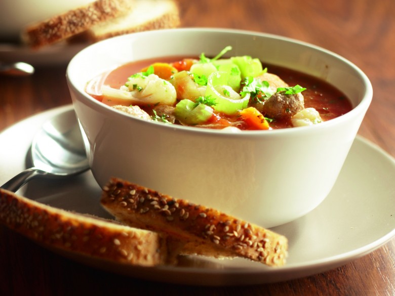 Hollandse groentesoep met balletjes