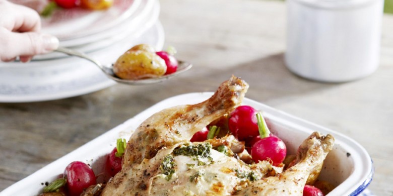 Boterkip uit de oven met gesmoorde radijsjes