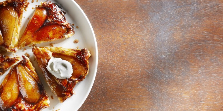 Tarte Tatin met peer en gezouten karamel