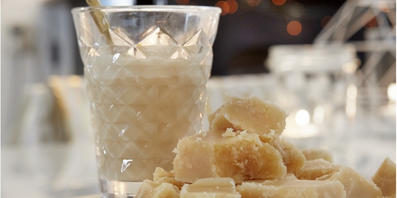 Chai met amandelmelk en honing