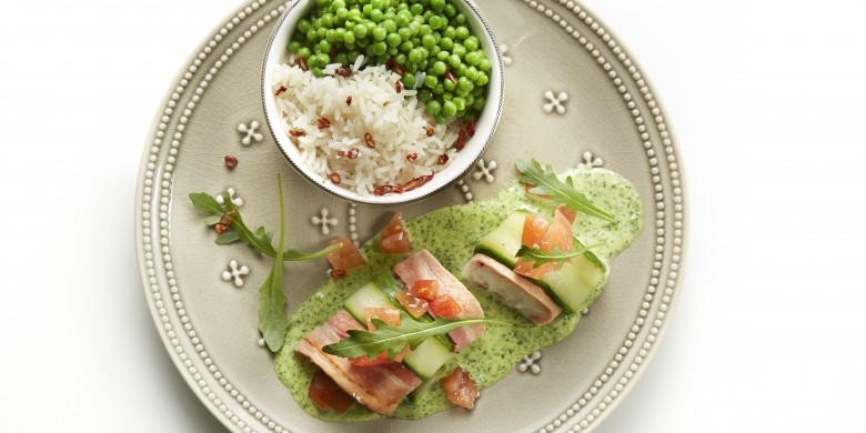Gestoomde kabeljauwfilet met rucola-basilicumsaus