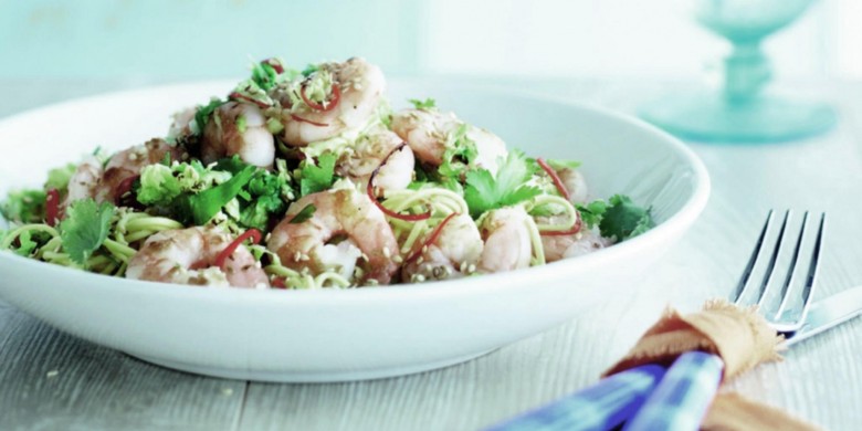 Garnalen uit de wok met sesam en koriander