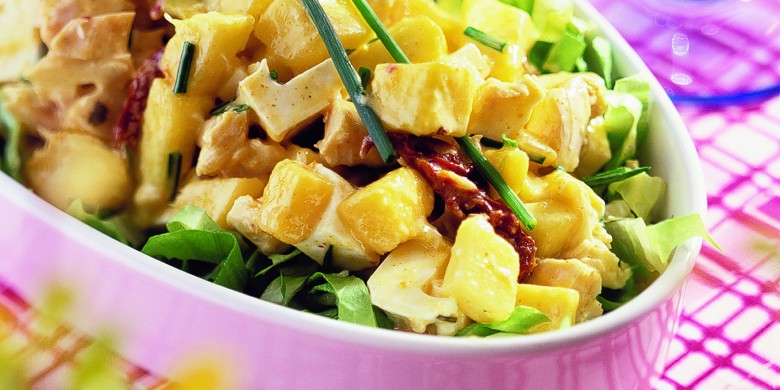 Kipsalade met mango