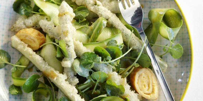 Waterkerssalade met aspergetempura