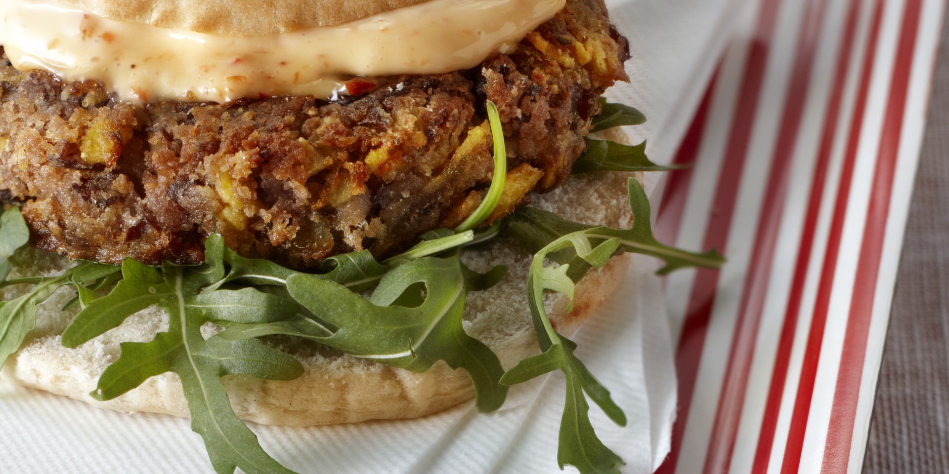 Bonenburger met chilimayo