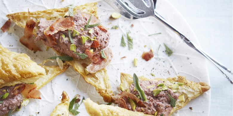Sfoglia con crema fegato