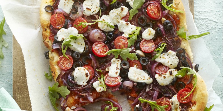 Mediterrane plaattaart met geitenkaas