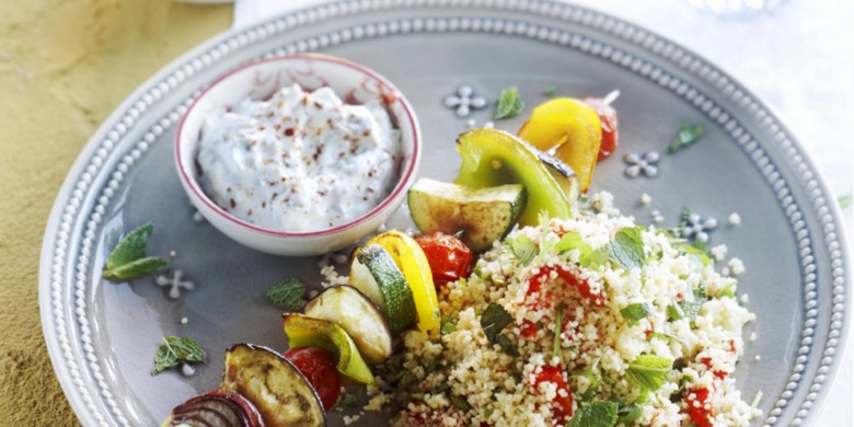 Groentekebab met couscoussalade