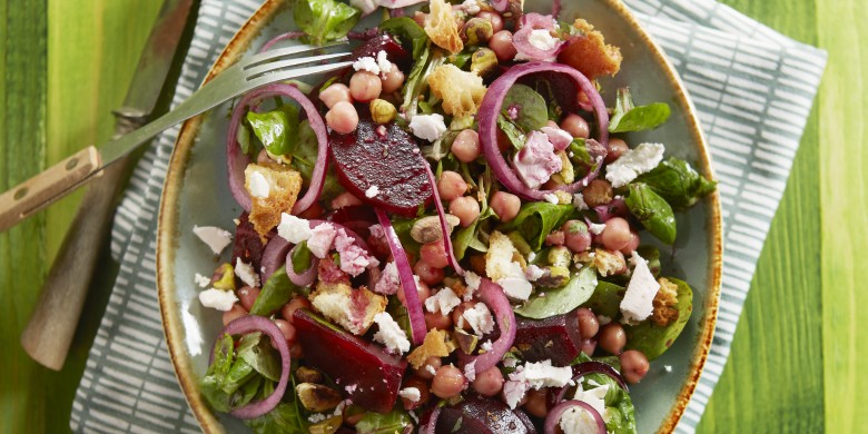 Bietensalade met kikkererwten en feta