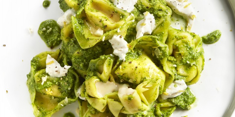 Kaastortellini met spinazie, amandel en ricotta