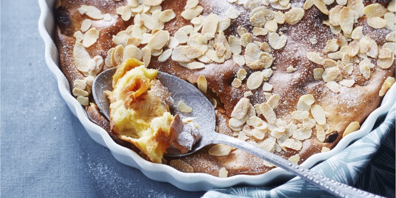 Abrikozenclafoutis met yoghurt