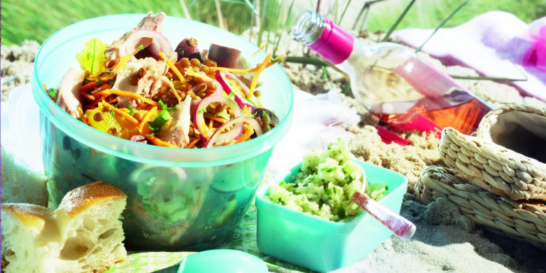 Linzensalade met makreel en muntchutney