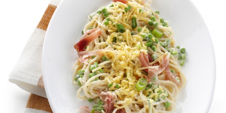 Roomspaghetti met doperwten