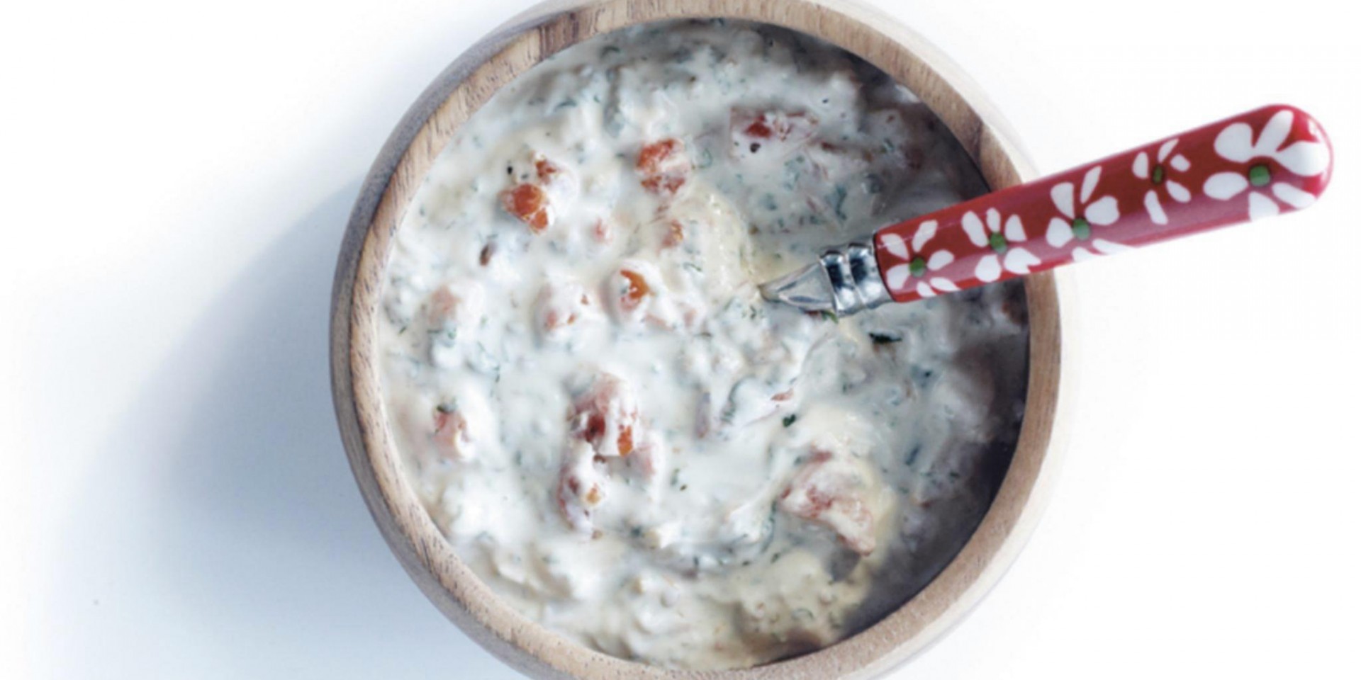 Kwarksausje met zongedroogde tomaten en basilicum