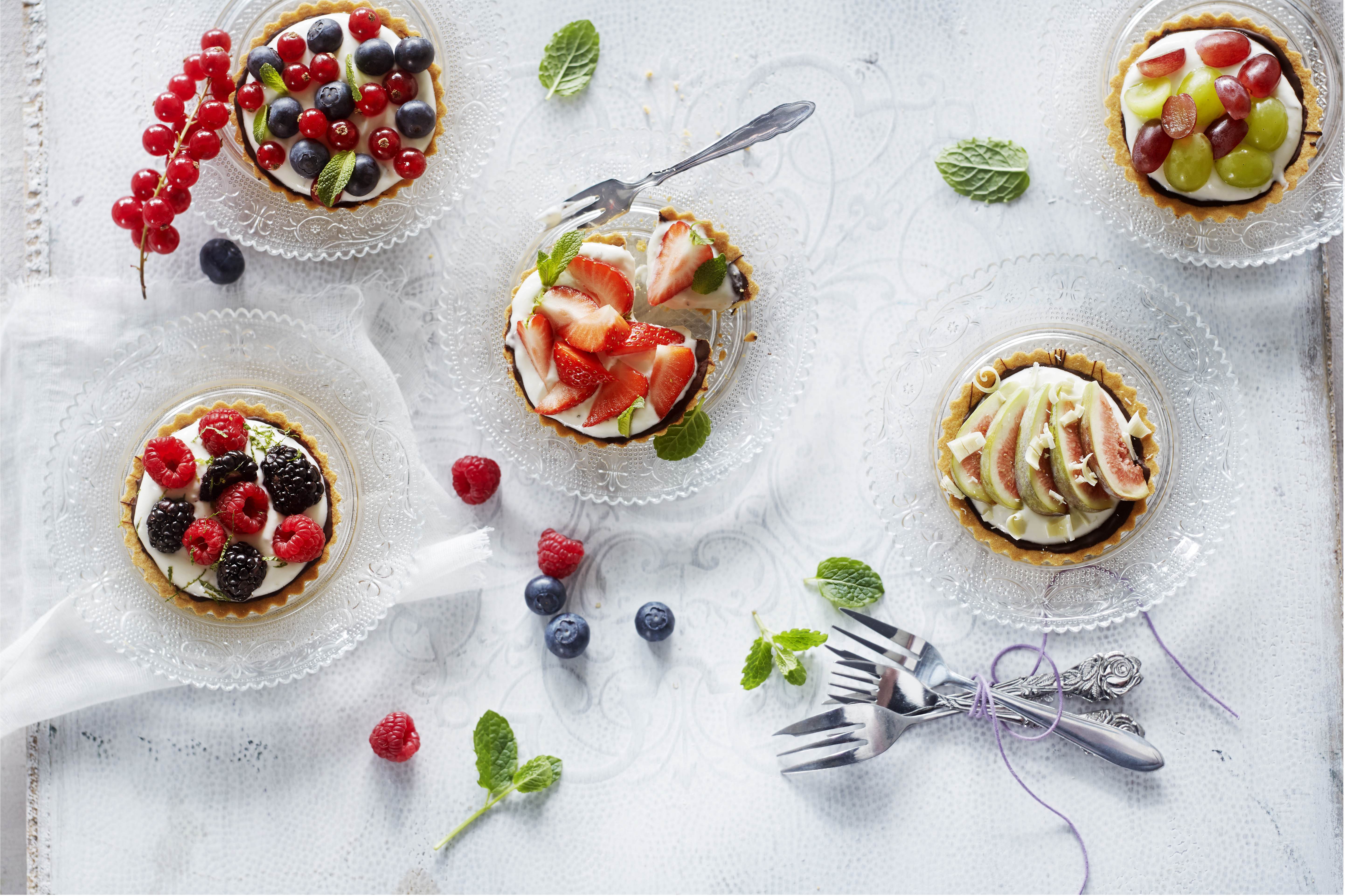 Tartelettes met yoghurtroom en fruit