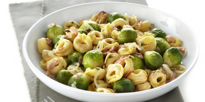 Tortellini met spruitjes en bacon