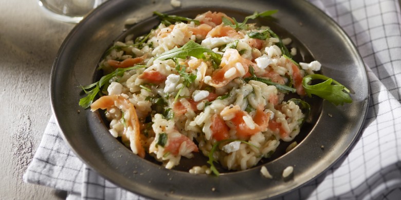 Risotto met gerookte zalm en geitenkaas