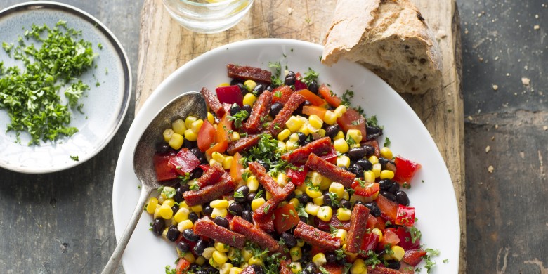Bonensalade met mais en chorizo