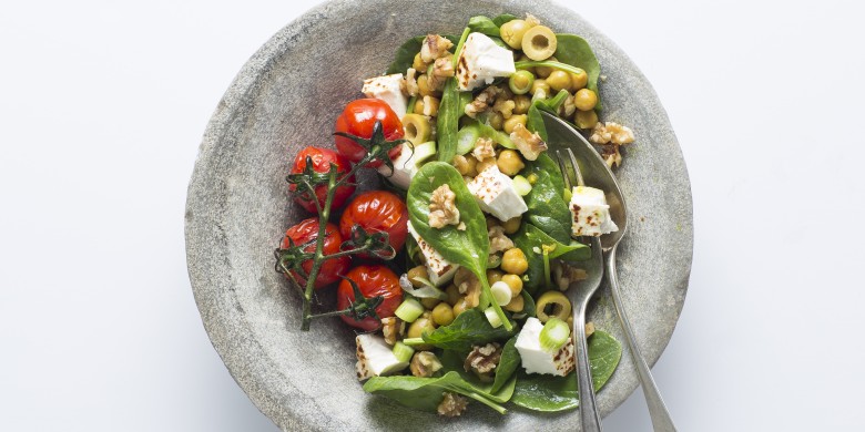 Kikkererwtensalade met gegrilde feta