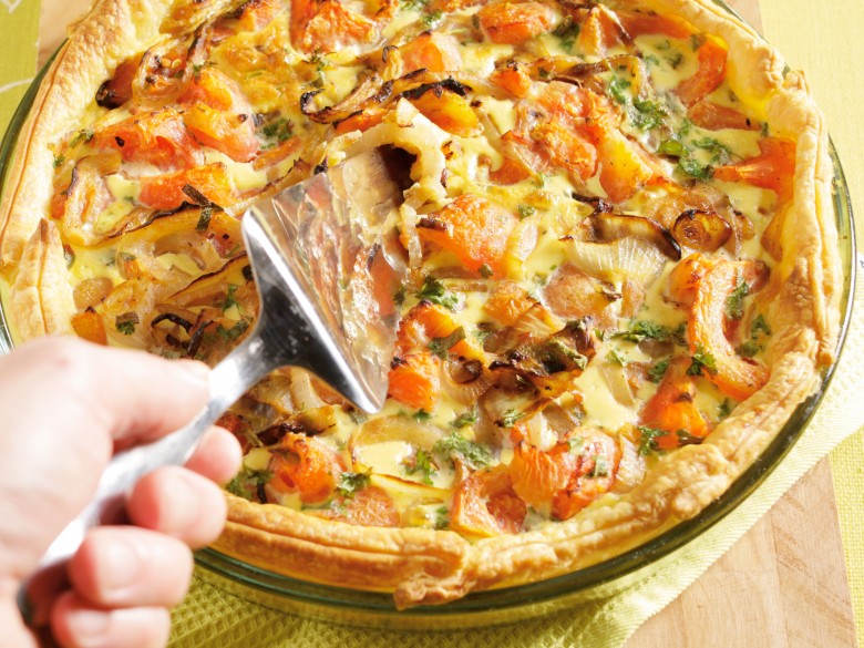 Quiche met tomaten en uien
