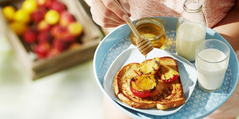 Wentelteefjes met gegrilde nectarines