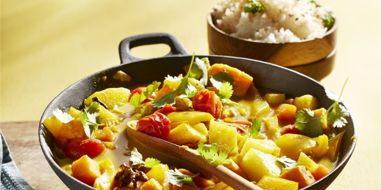 Pikante groentecurry met specerijen en ananas