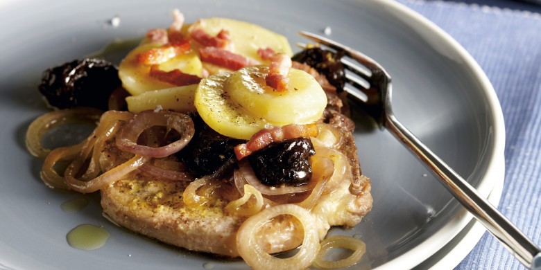 Ribkarbonades met pruimen