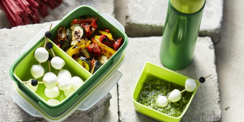Gegrilde groentensalade met mozzarella