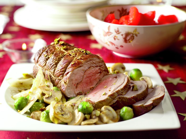 Rollade met groenten en pistachenootjes