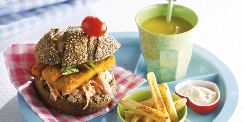 Visburger met wortelvermicelli