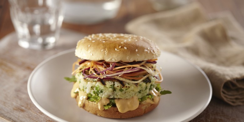 Visburgers met chunky burger saus