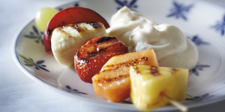 Vruchtenspiesjes met vanillekwark