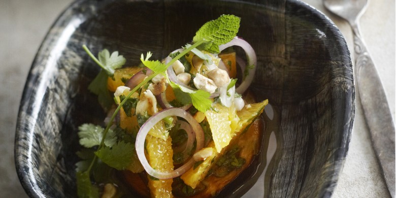 Salade van sinaasappel en aubergine