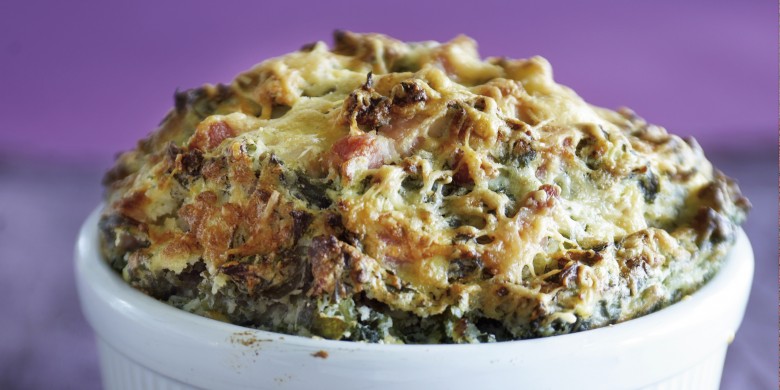 Soufflé van boerenkoolstamppot en oude kaas