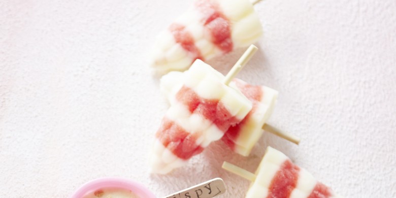 Yoghurtijs aardbei-vanille