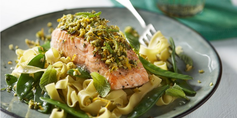 Zalm met olijven-sinaasappelgremolata
