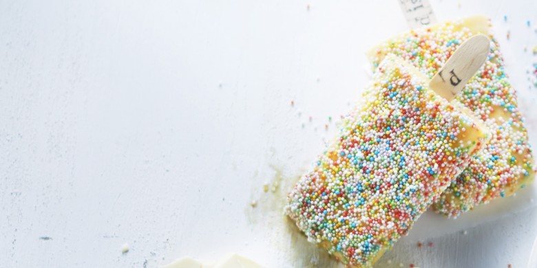 Yoghurtijs met mangosprinkels