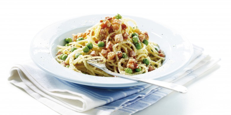 Spaghetti carbonara met doperwten