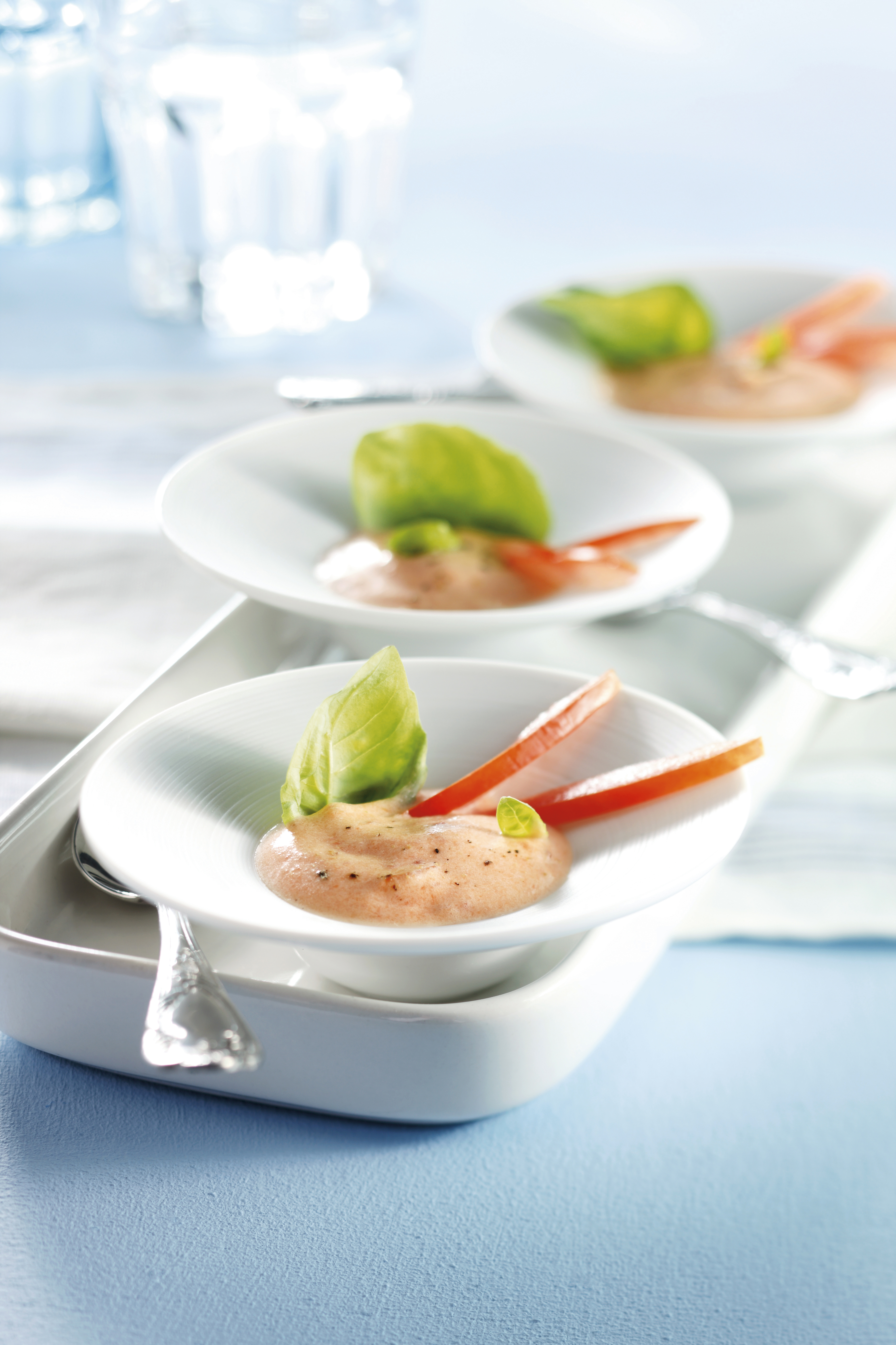 Amuse van tomatenmousse