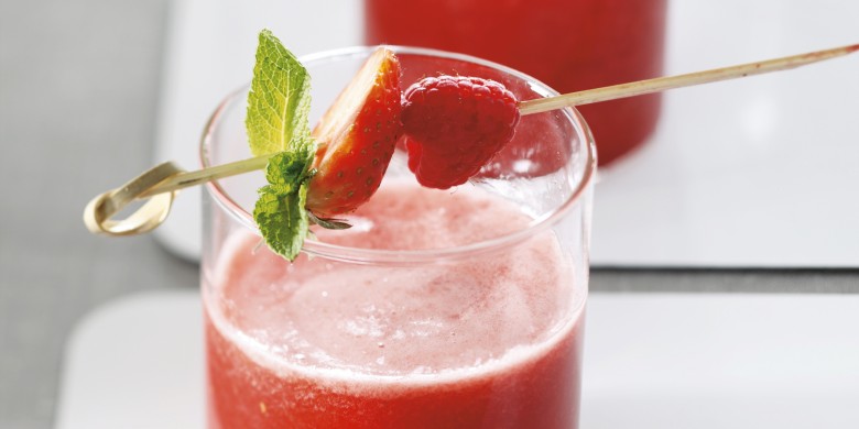 Aardbeien-frambozencocktail