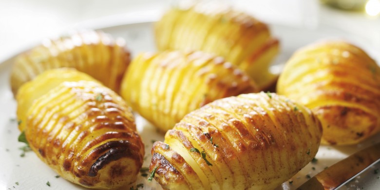 Hasselback aardappelen met warme specerijen